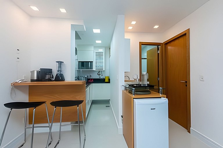 Apartamento Reformado em Copacabana | Porteira Fechada e Ide