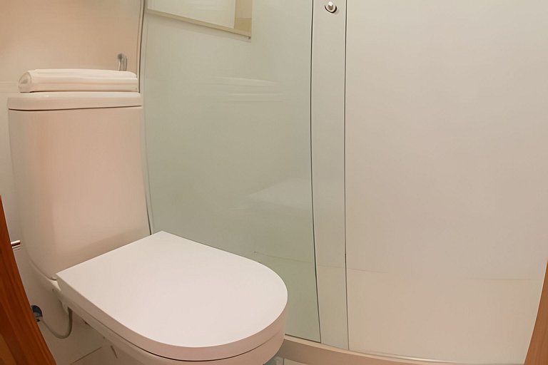 Apartamento Reformado em Copacabana | Porteira Fechada e Ide