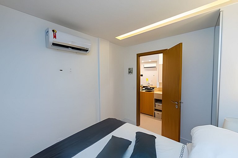 Apartamento Reformado em Copacabana | Porteira Fechada e Ide
