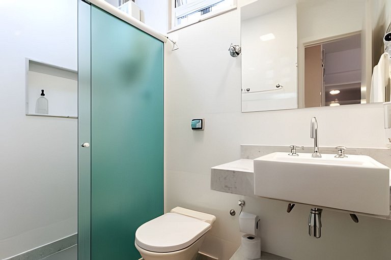 Studio Copacabana (Cama Queen + Lavanderia)