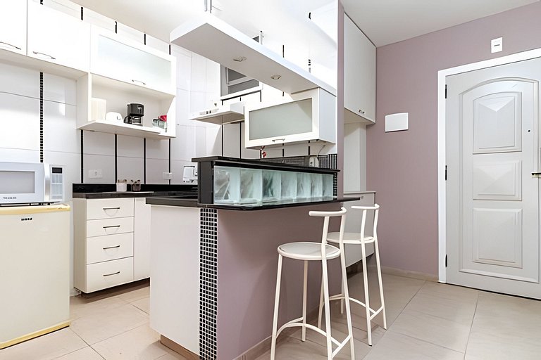 Studio Copacabana (Cama Queen + Lavanderia)