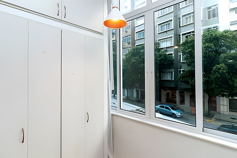 Studio em Copa c/ Lavanderia - 500m Praia e Metro