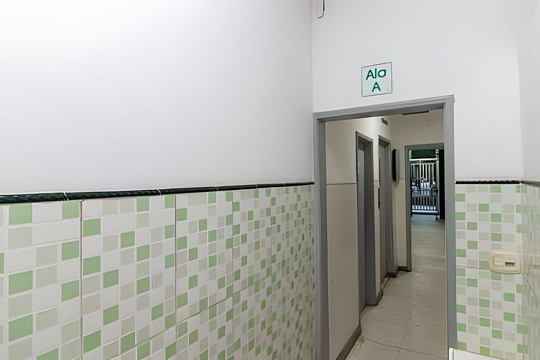 Apto 1km do Pão de Açúcar com Garagem e Lavanderia