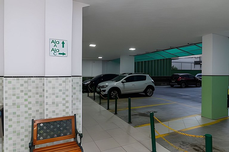 Apto 1km do Pão de Açúcar com Garagem e Lavanderia