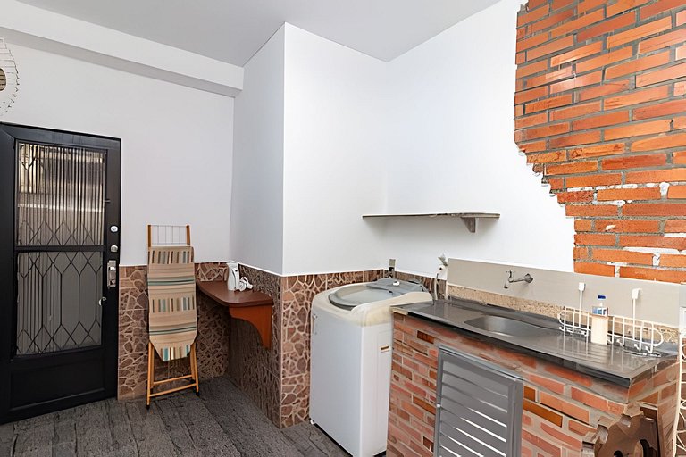 Casa em Copacabana - 2 suítes + 2 quartos