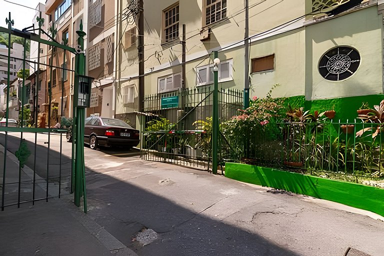 Casa em Copacabana - 2 suítes + 2 quartos