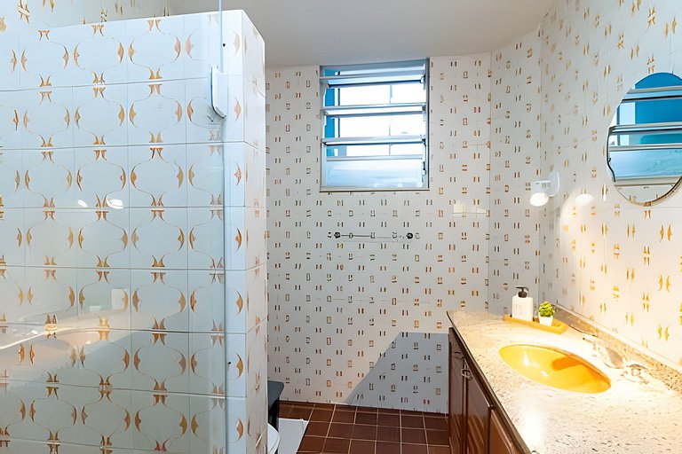 Apartamento Amplo c/ Suíte & Varanda Vista Mar