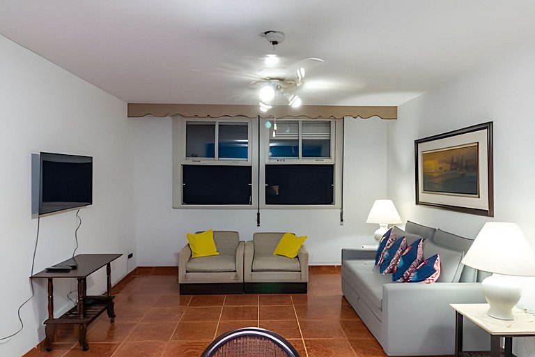 Praia de Copacabana | 3 Quartos + Vista pro Cristo