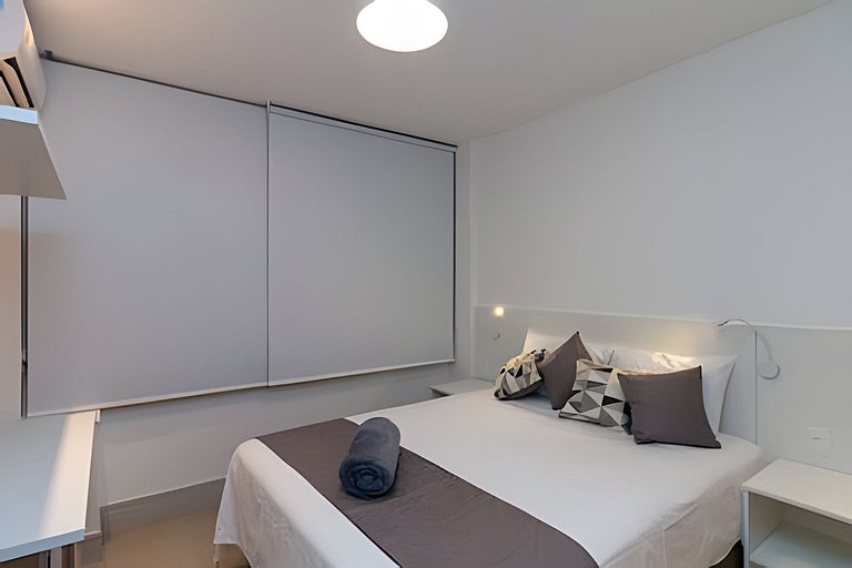 Apto Novo Arpoador – 4 Quartos, 200m Praia