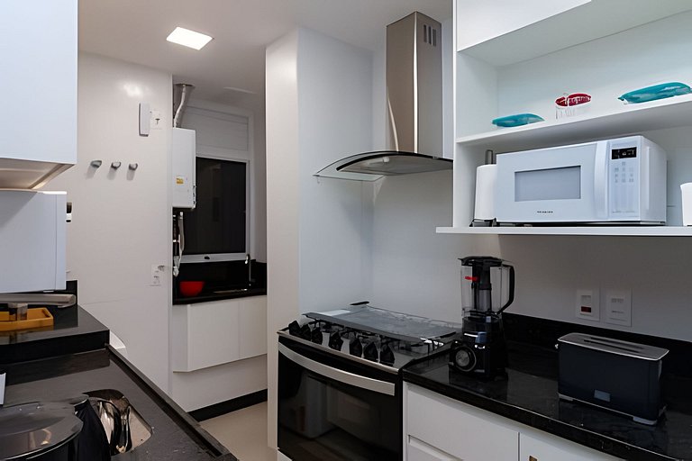 Apto Novo Arpoador – 4 Quartos, 200m Praia
