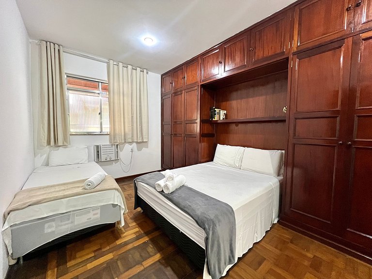 Casa em Copacabana - 2 suítes + 2 quartos