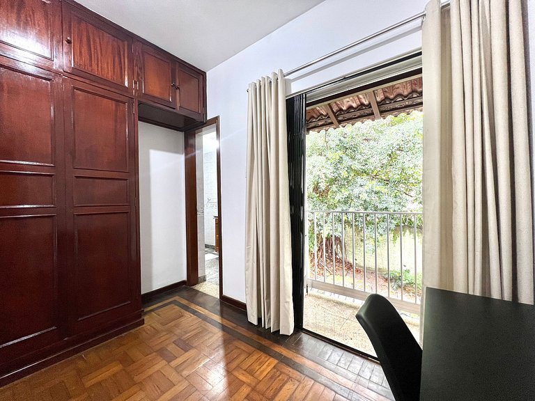 Casa em Copacabana - 2 suítes + 2 quartos