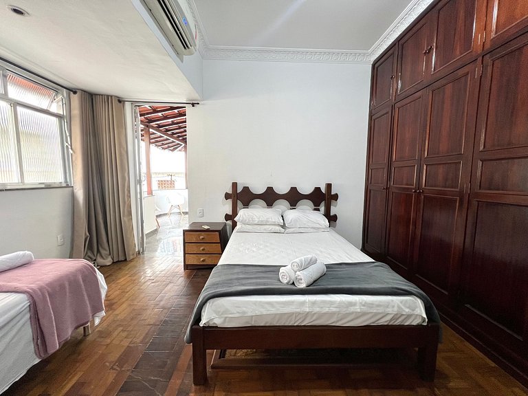 Casa em Copacabana - 2 suítes + 2 quartos