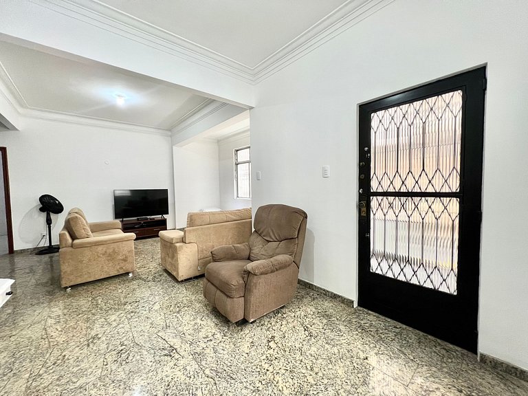 Casa em Copacabana - 2 suítes + 2 quartos