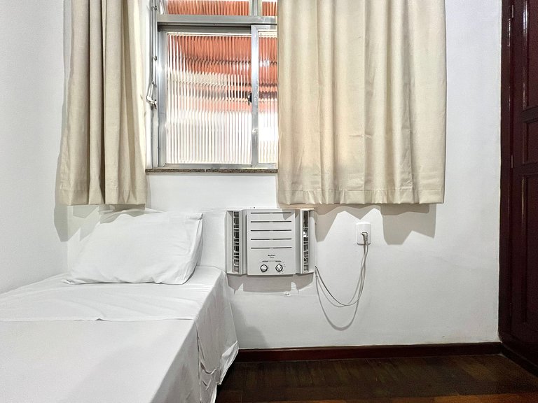 Casa em Copacabana - 2 suítes + 2 quartos