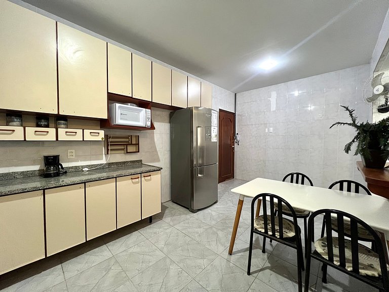 Casa em Copacabana - 2 suítes + 2 quartos