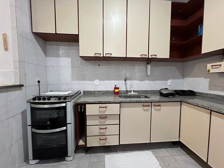 Casa em Copacabana - 2 suítes + 2 quartos