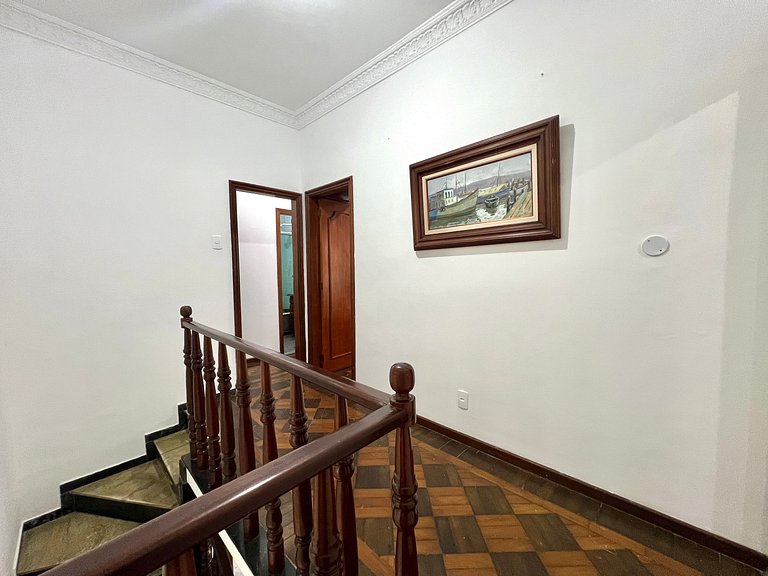 Casa em Copacabana - 2 suítes + 2 quartos