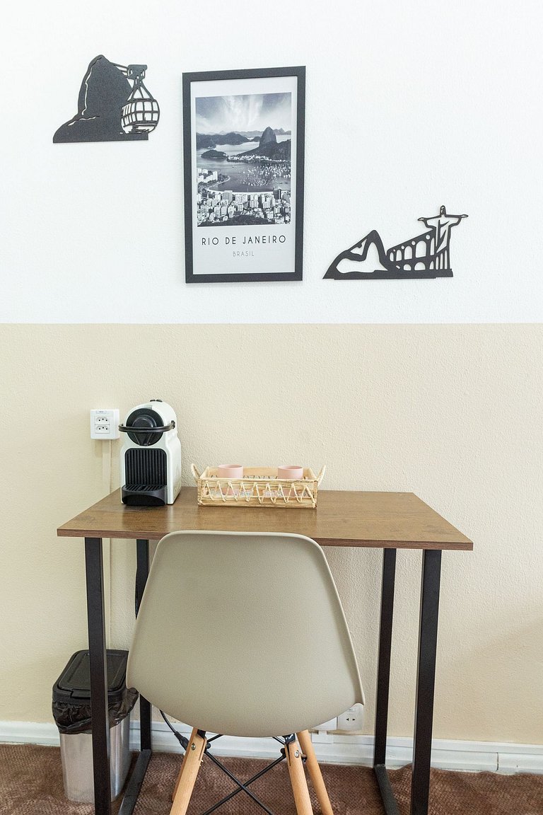 Studio Completo no Centro do Rio - Frente ao metrô