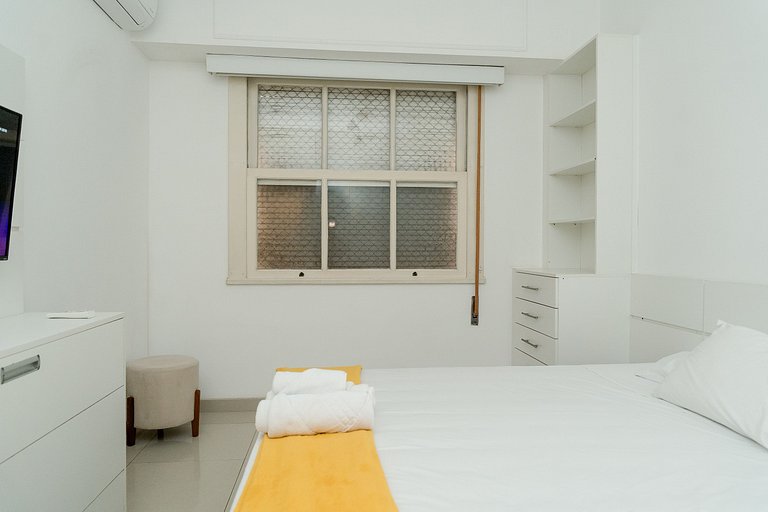 REVÉILLON em Copacabana - 200m da praia c/ garagem