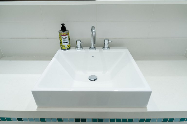 Apto em Copa com Jacuzzi, Garagem a 200m da Praia