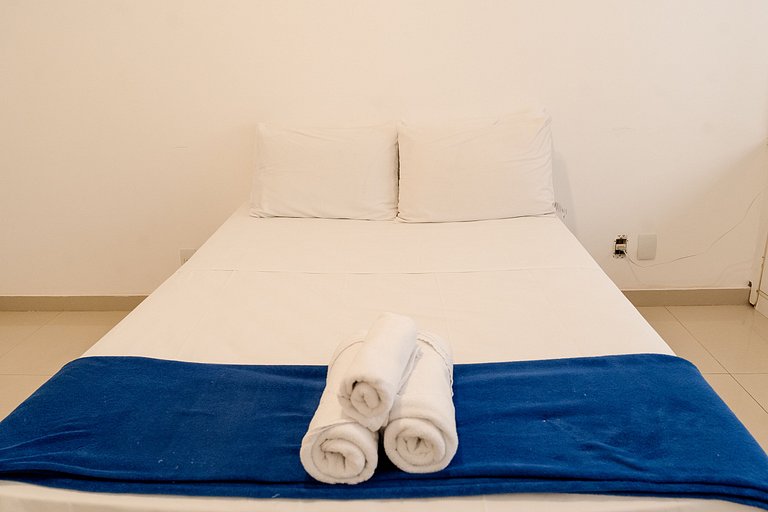 Apto Amplo Copacabana - 200m da praia c/ garagem