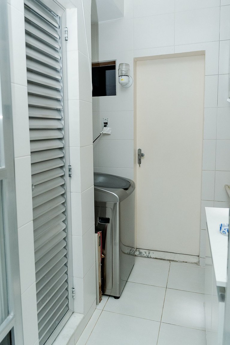 Apto em Copa com Jacuzzi, Garagem a 200m da Praia
