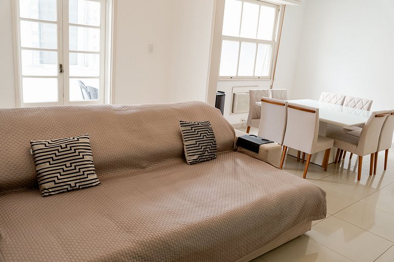 REVÉILLON em Copacabana - 200m da praia c/ garagem