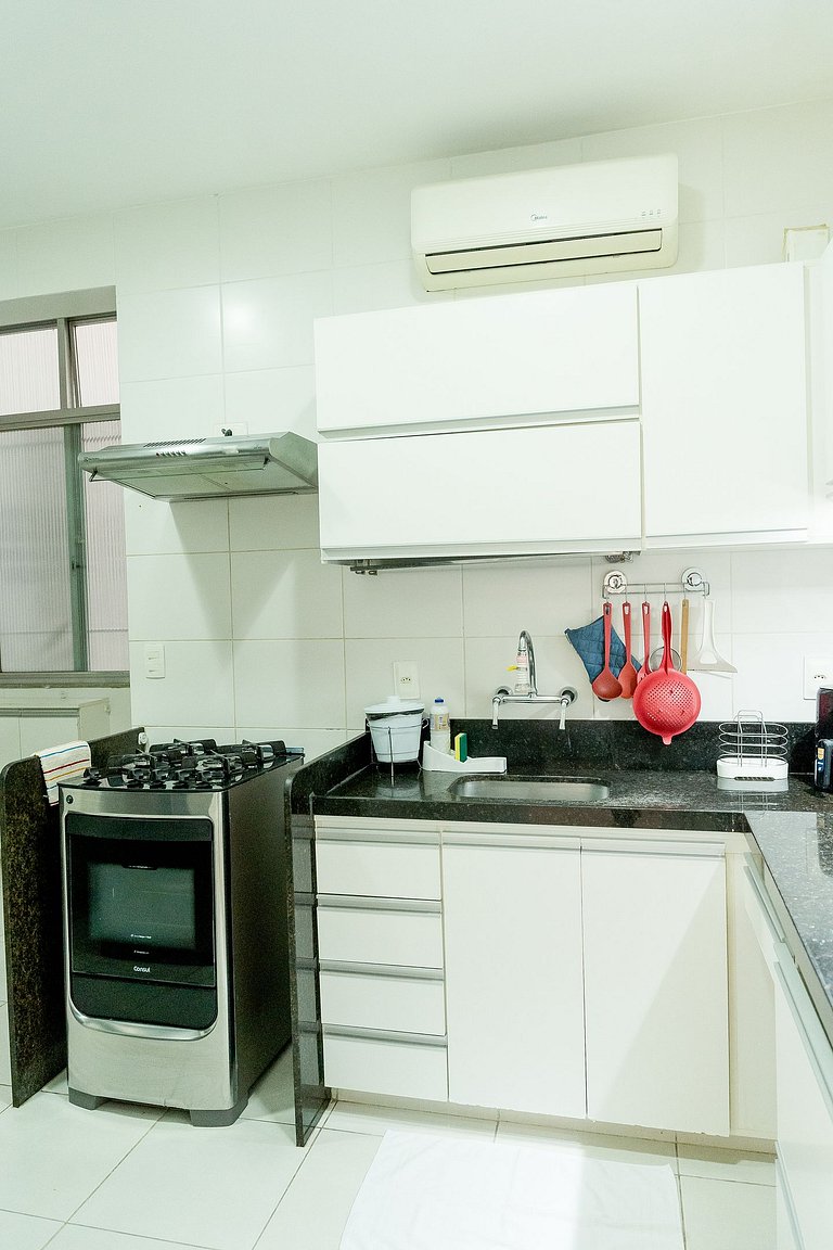 REVÉILLON em Copacabana - 200m da praia c/ garagem