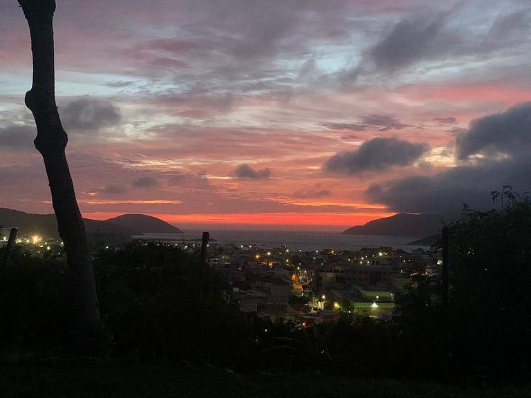 Casa em Arraial com Vista para Praia Grande