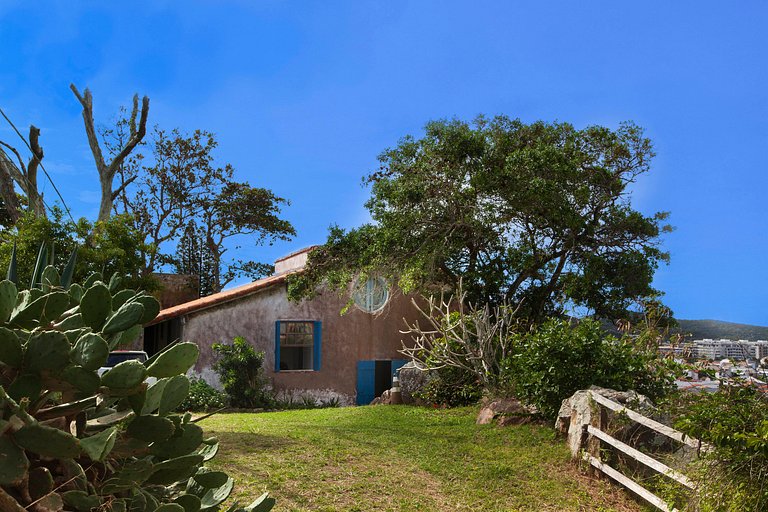 Casa em Arraial com Vista para Praia Grande