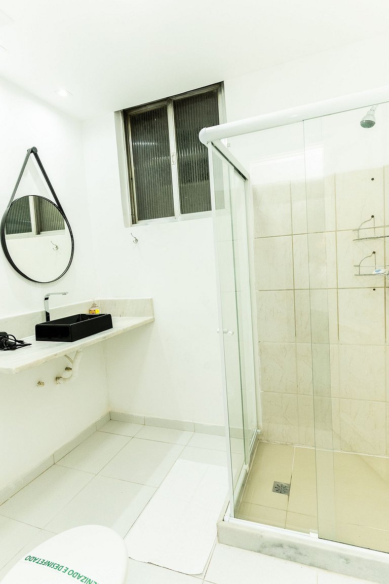 Cobertura Copa – 3 quartos, perto da Praia e Metrô