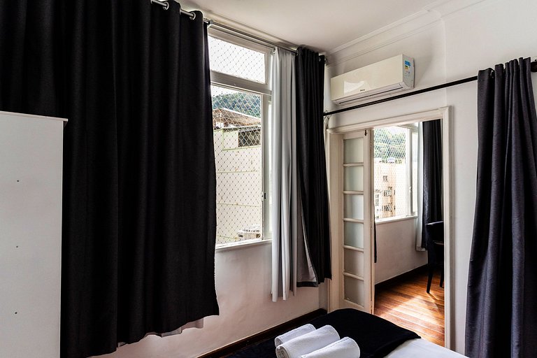 Cobertura Copa – 3 quartos, perto da Praia e Metrô
