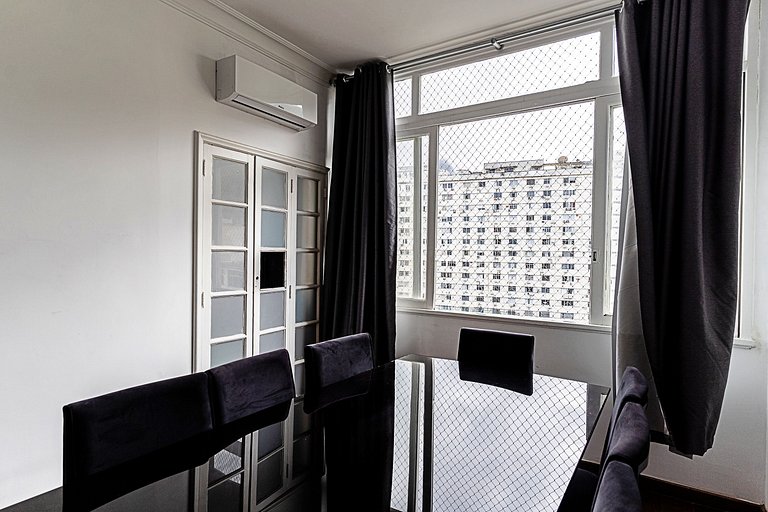 Cobertura Copa – 3 quartos, perto da Praia e Metrô