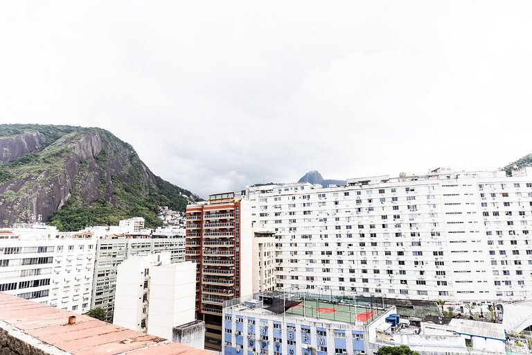 Cobertura Copa – 3 quartos, perto da Praia e Metrô