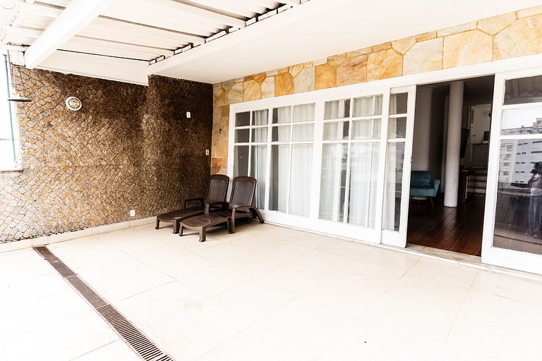 Cobertura Copa – 3 quartos, perto da Praia e Metrô