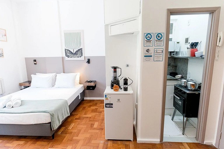 Studio Copacabana Vista Mar - 150m da Praia