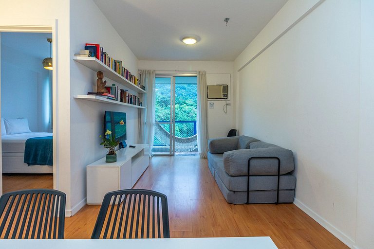 Flat no Humaitá com Piscina e Academia