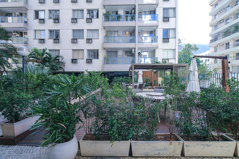 Flat no Humaitá com Piscina e Academia