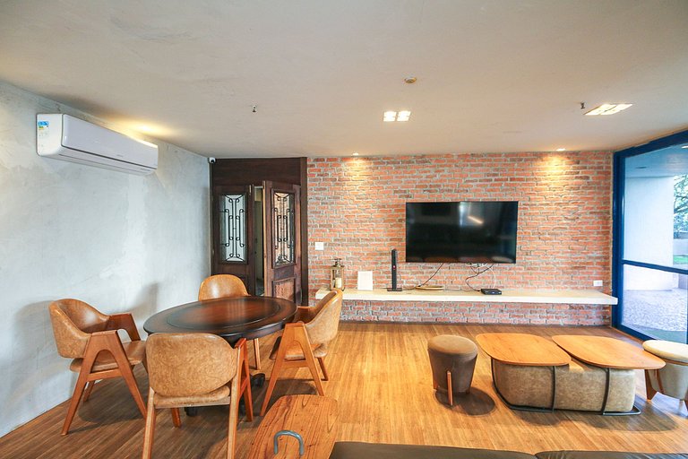 Flat no Humaitá com Piscina, Academia e Garagem