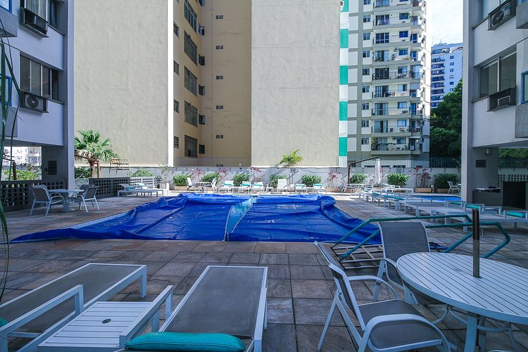 Flat no Humaitá com Piscina e Academia