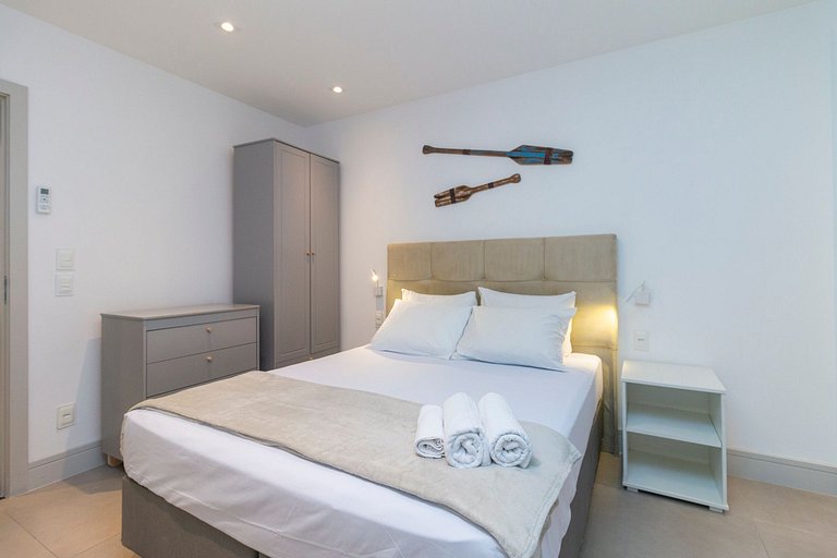 Apto no Arpoador - 1 suíte + 2 Quartos + Lava&Seca