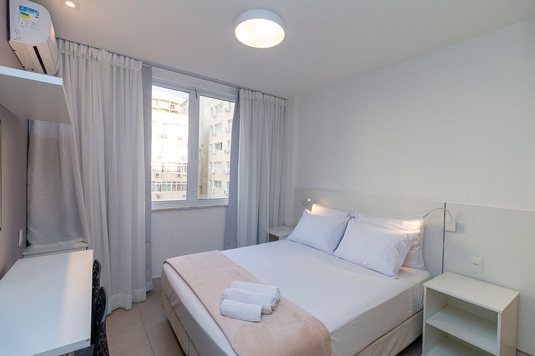 Apto no Arpoador - 1 suíte + 2 Quartos + Lava&Seca