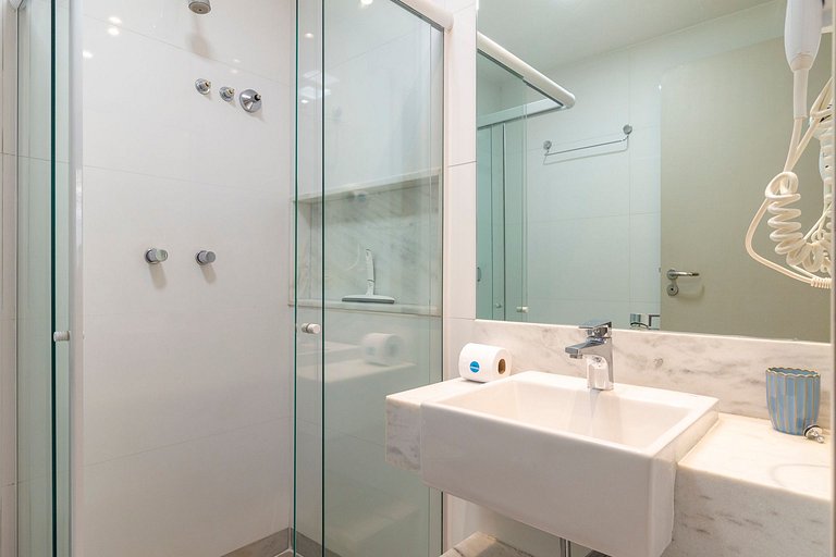 Apto no Arpoador - 1 suíte + 2 Quartos + Lava&Seca