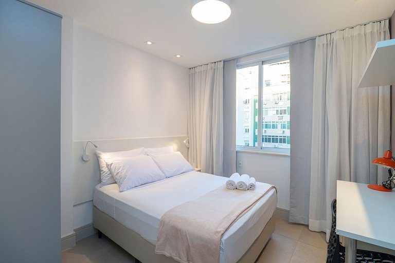 Apto no Arpoador - 1 suíte + 2 Quartos + Lava&Seca