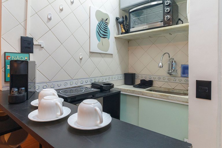 Studio Copa Vizinhança Residencial | 650m do Metro