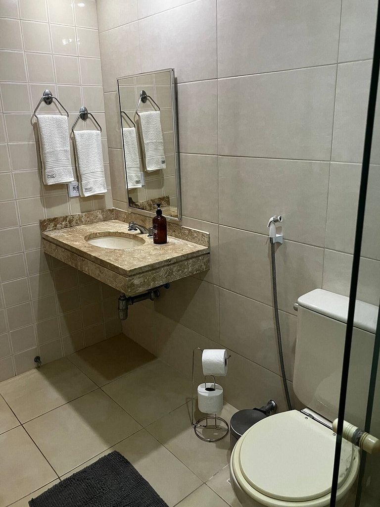 Flat Barra da Tijuca - Piscina, Academia e Garagem