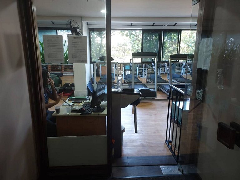 Flat Barra da Tijuca - Piscina, Academia e Garagem