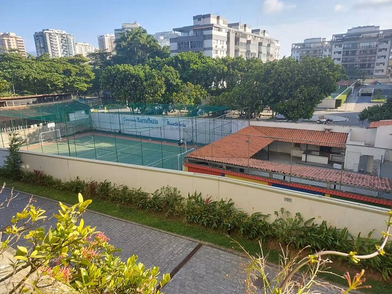 Flat Barra da Tijuca - Piscina, Academia e Garagem