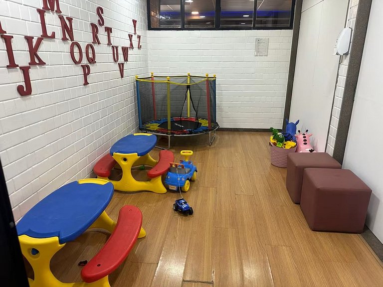 Flat Barra da Tijuca - Piscina, Academia e Garagem